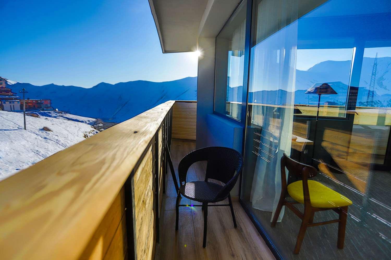 Best Western Gudauri Bagian luar foto