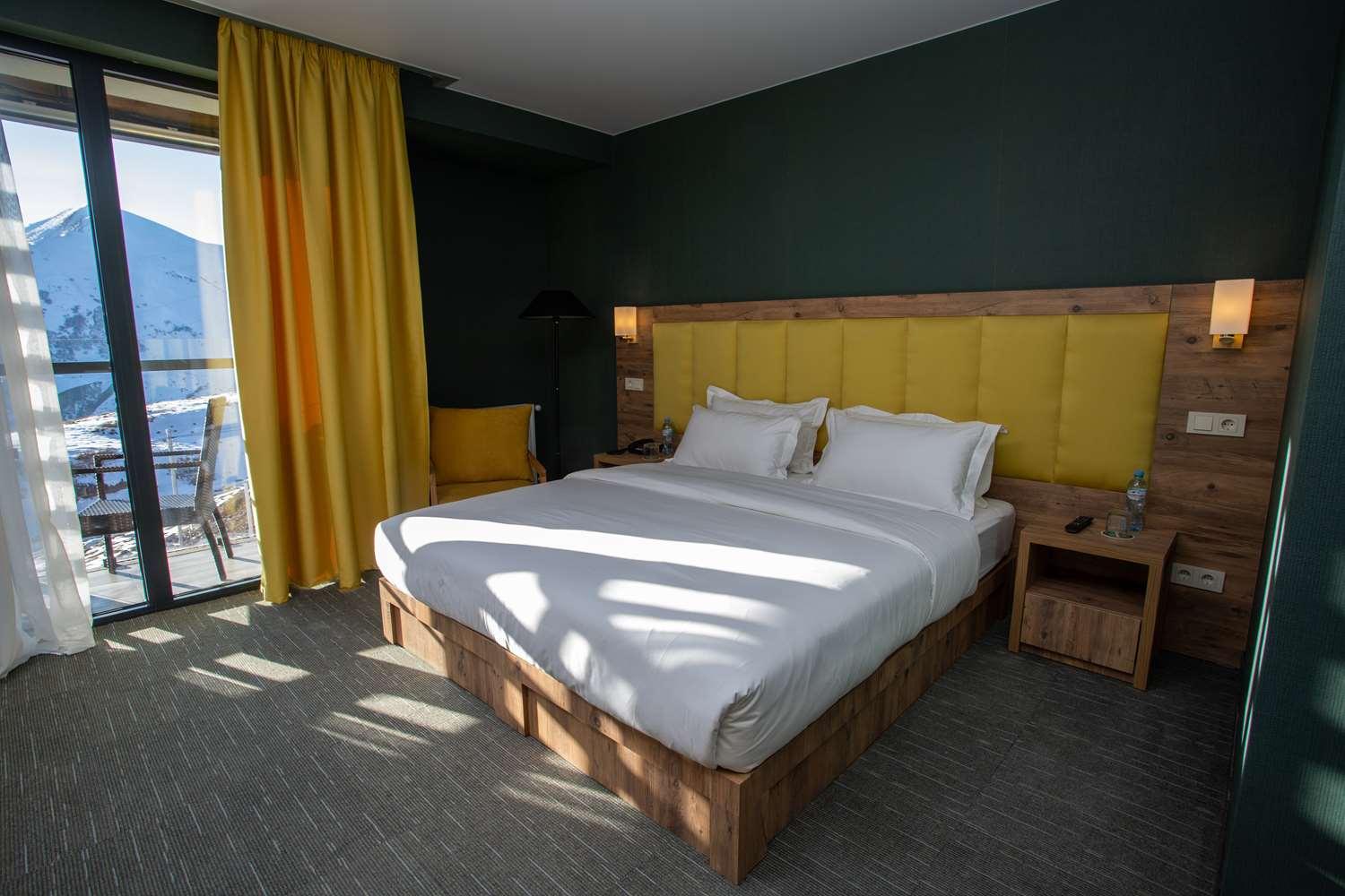 Best Western Gudauri Bagian luar foto