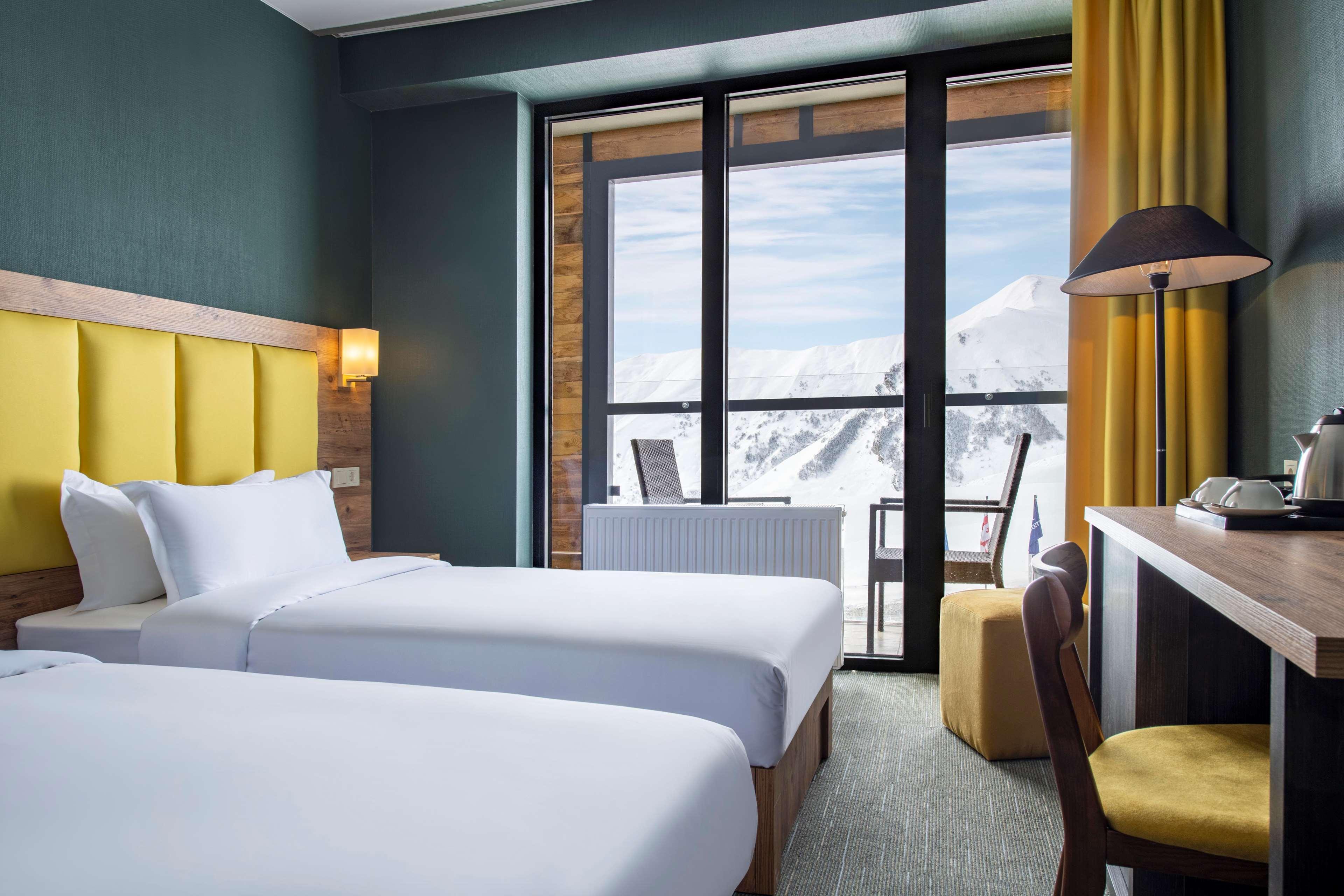 Best Western Gudauri Bagian luar foto